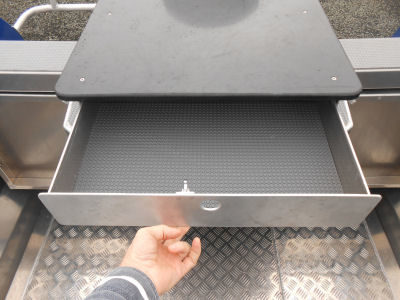 Planche à découper avec tiroir 400x300